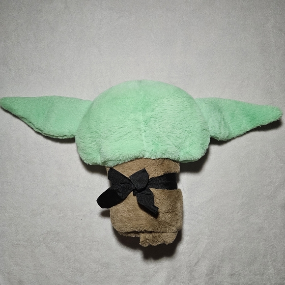 Star Wars Mandalorian Grogu Baby Yoda Hooded Blanket - NWT - Picture 3 of 3